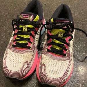 Asics gel nimbus 21 size 8